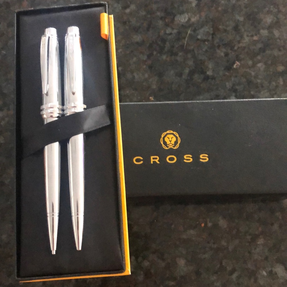 Cross pen and pencil set.